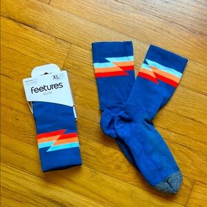 Feetures — Elite Mini Crew Light Cusion Running Socks
